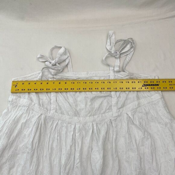 Old Navy Top Womens 3X White Tunic Eyelets Adjustable Strap Pockets Cottagecore - Picture 8 of 10